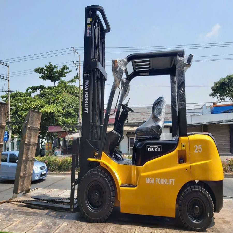 Xe nâng dầu MGA 2.5 Tấn